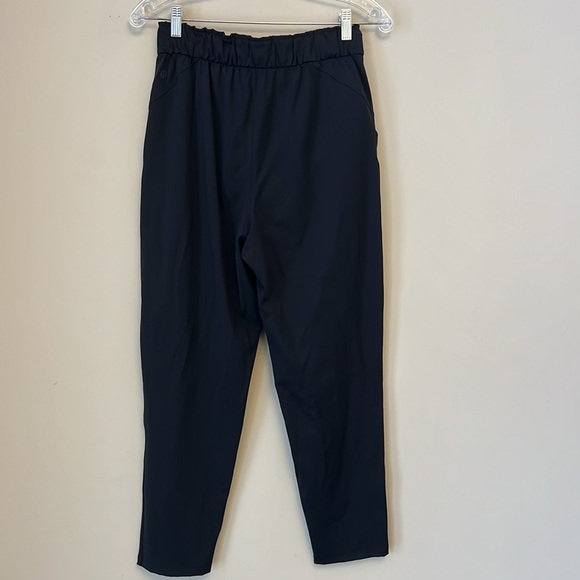 Lululemon Keep Moving Pant 7/8 High-Rise in Black size 6 - Picture 7 of 11